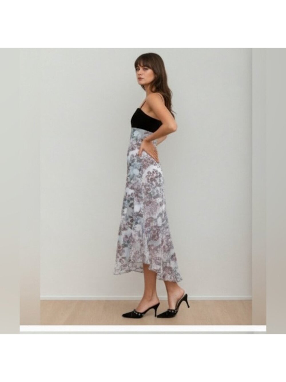 Asymmetric Hem Angel Printed Spaghetti Strap Dress - Picture 5 of 11